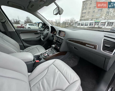 Серый Ауди Ку 5, объемом двигателя 2 л и пробегом 168 тыс. км за 15900 $, фото 71 на Automoto.ua