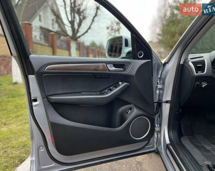 Сірий Ауді Ку 5, об'ємом двигуна 2 л та пробігом 151 тис. км за 14699 $, фото 69 на Automoto.ua