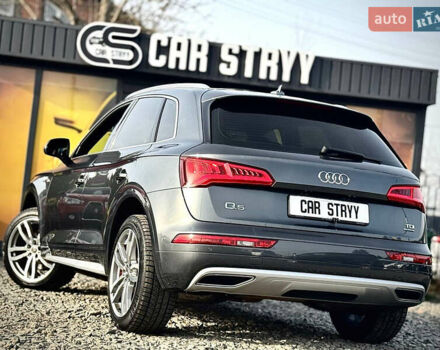 Серый Ауди Ку 5, объемом двигателя 2 л и пробегом 236 тыс. км за 30999 $, фото 17 на Automoto.ua