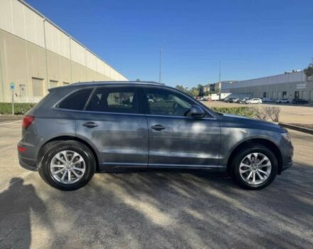 Серый Ауди Ку 5, объемом двигателя 2 л и пробегом 72 тыс. км за 4800 $, фото 3 на Automoto.ua