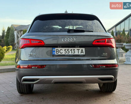 Серый Ауди Ку 5, объемом двигателя 1.97 л и пробегом 235 тыс. км за 32600 $, фото 14 на Automoto.ua