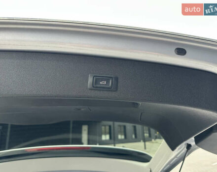 Серый Ауди Ку 5, объемом двигателя 2 л и пробегом 188 тыс. км за 15900 $, фото 58 на Automoto.ua