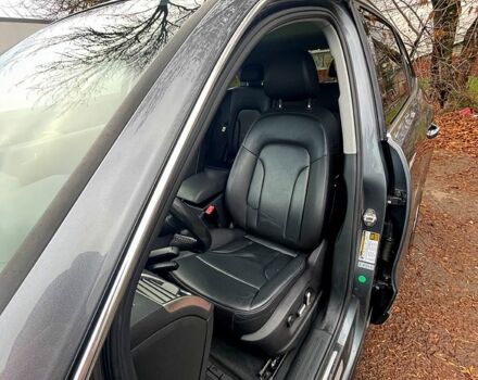 Сірий Ауді Ку 5, об'ємом двигуна 2 л та пробігом 98 тис. км за 17500 $, фото 6 на Automoto.ua
