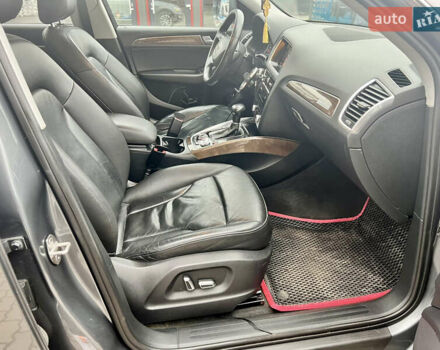 Серый Ауди Ку 5, объемом двигателя 1.98 л и пробегом 277 тыс. км за 15500 $, фото 14 на Automoto.ua
