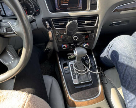 Серый Ауди Ку 5, объемом двигателя 2 л и пробегом 125 тыс. км за 18900 $, фото 11 на Automoto.ua