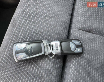 Серый Ауди Ку 5, объемом двигателя 2 л и пробегом 236 тыс. км за 30999 $, фото 73 на Automoto.ua