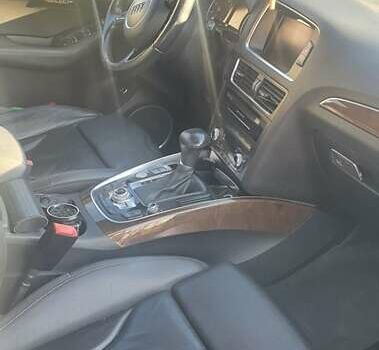 Серый Ауди Ку 5, объемом двигателя 2 л и пробегом 191 тыс. км за 15900 $, фото 4 на Automoto.ua