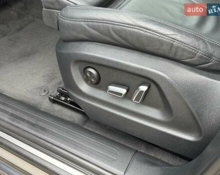 Сірий Ауді Ку 5, об'ємом двигуна 2 л та пробігом 139 тис. км за 16999 $, фото 35 на Automoto.ua