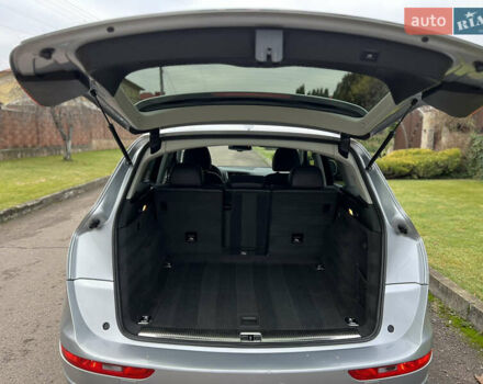 Сірий Ауді Ку 5, об'ємом двигуна 2 л та пробігом 128 тис. км за 15250 $, фото 36 на Automoto.ua