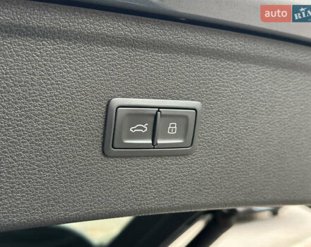 Сірий Ауді Ку 5, об'ємом двигуна 2 л та пробігом 99 тис. км за 27300 $, фото 34 на Automoto.ua