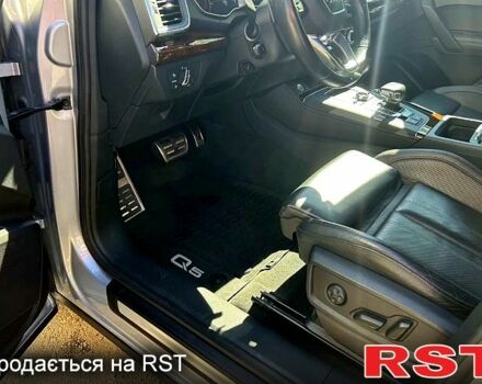 Ауди Ку 5 2017 в Днепре (Днепропетровске) на Automoto.ua Серый Ауди Ку 5, объемом двигателя 2 л и пробегом 82 тыс. км за 9500 $, фото 2 на Automoto.ua