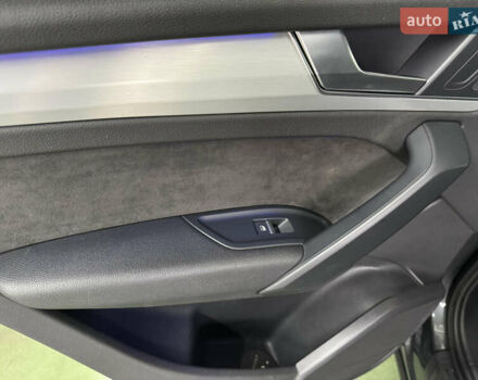 Серый Ауди Ку 5, объемом двигателя 1.97 л и пробегом 131 тыс. км за 35000 $, фото 38 на Automoto.ua