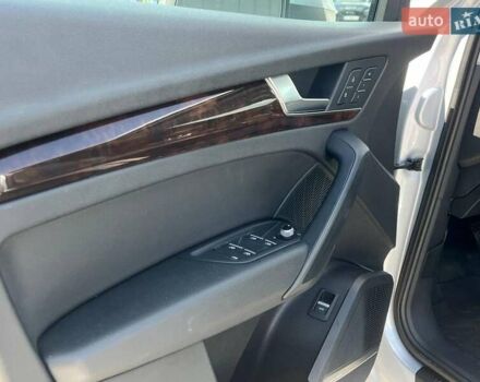 Серый Ауди Ку 5, объемом двигателя 2 л и пробегом 198 тыс. км за 23540 $, фото 13 на Automoto.ua