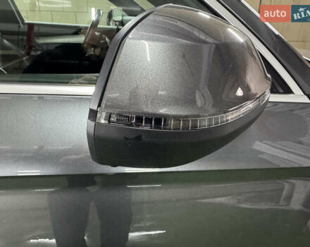 Серый Ауди Ку 5, объемом двигателя 1.97 л и пробегом 131 тыс. км за 35000 $, фото 16 на Automoto.ua