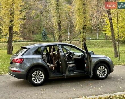 Ауди Ку 5 2017 в Киеве на Automoto.ua Серый Ауди Ку 5, объемом двигателя 1.97 л и пробегом 190 тыс. км за 26500 $, фото 18 на Automoto.ua