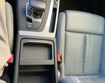 Сірий Ауді Ку 5, об'ємом двигуна 1.98 л та пробігом 102 тис. км за 33000 $, фото 36 на Automoto.ua