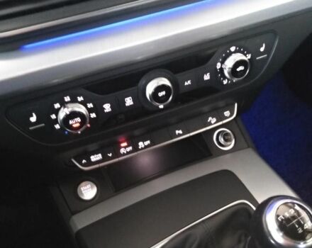 Сірий Ауді Ку 5, об'ємом двигуна 2 л та пробігом 123 тис. км за 33000 $, фото 13 на Automoto.ua