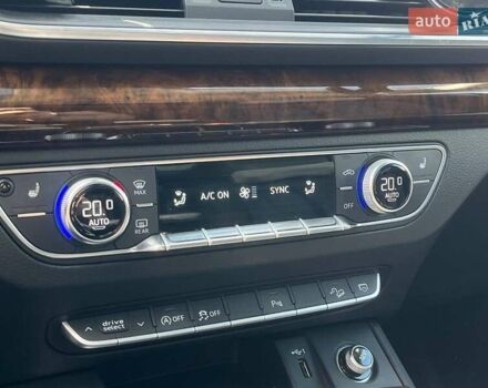 Серый Ауди Ку 5, объемом двигателя 2 л и пробегом 198 тыс. км за 23540 $, фото 27 на Automoto.ua