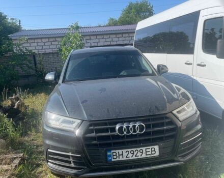 Ауди Ку 5 2017 в Одессе на Automoto.ua Серый Ауди Ку 5, объемом двигателя 2 л и пробегом 270 тыс. км за 26500 $, фото 5 на Automoto.ua