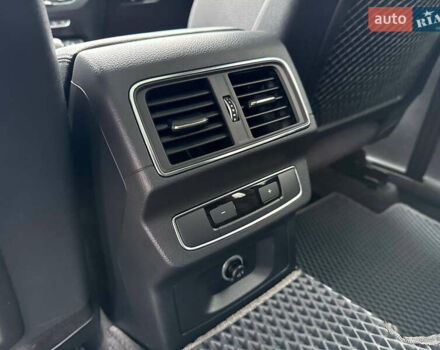 Сірий Ауді Ку 5, об'ємом двигуна 1.98 л та пробігом 165 тис. км за 23999 $, фото 28 на Automoto.ua