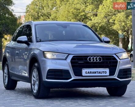 Серый Ауди Ку 5, объемом двигателя 1.97 л и пробегом 154 тыс. км за 23800 $, фото 2 на Automoto.ua