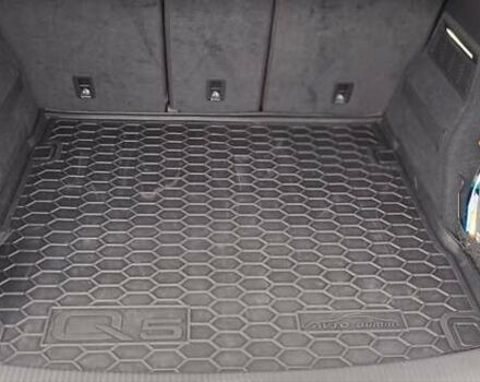 Серый Ауди Ку 5, объемом двигателя 1.98 л и пробегом 108 тыс. км за 24200 $, фото 30 на Automoto.ua