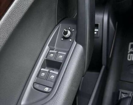 Сірий Ауді Ку 5, об'ємом двигуна 2 л та пробігом 98 тис. км за 21900 $, фото 10 на Automoto.ua