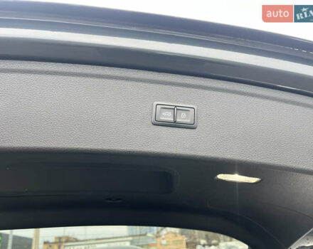 Сірий Ауді Ку 5, об'ємом двигуна 1.98 л та пробігом 121 тис. км за 24200 $, фото 10 на Automoto.ua