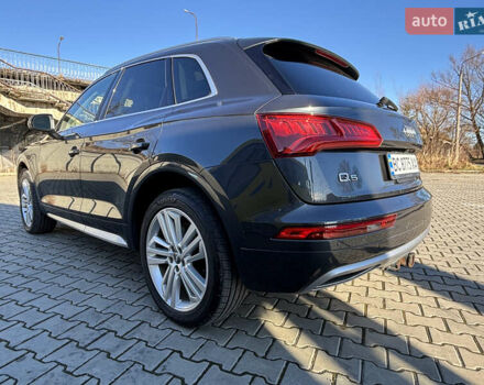 Серый Ауди Ку 5, объемом двигателя 1.98 л и пробегом 85 тыс. км за 26900 $, фото 5 на Automoto.ua