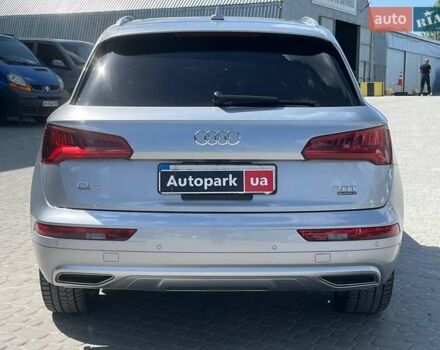 Серый Ауди Ку 5, объемом двигателя 2 л и пробегом 198 тыс. км за 23540 $, фото 7 на Automoto.ua