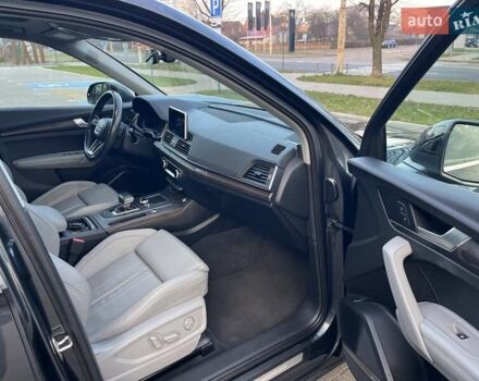 Серый Ауди Ку 5, объемом двигателя 2 л и пробегом 163 тыс. км за 24800 $, фото 13 на Automoto.ua