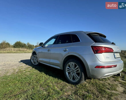 Сірий Ауді Ку 5, об'ємом двигуна 1.98 л та пробігом 140 тис. км за 26000 $, фото 4 на Automoto.ua