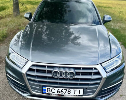 Серый Ауди Ку 5, объемом двигателя 2 л и пробегом 168 тыс. км за 28300 $, фото 2 на Automoto.ua