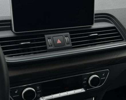 Сірий Ауді Ку 5, об'ємом двигуна 1.98 л та пробігом 124 тис. км за 24000 $, фото 17 на Automoto.ua