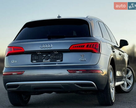 Серый Ауди Ку 5, объемом двигателя 1.98 л и пробегом 169 тыс. км за 25300 $, фото 3 на Automoto.ua