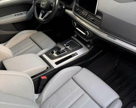 Сірий Ауді Ку 5, об'ємом двигуна 1.98 л та пробігом 102 тис. км за 33000 $, фото 12 на Automoto.ua