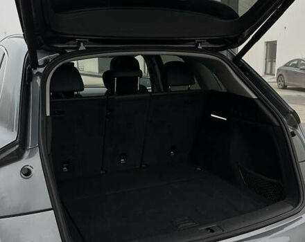 Сірий Ауді Ку 5, об'ємом двигуна 1.98 л та пробігом 124 тис. км за 24000 $, фото 27 на Automoto.ua