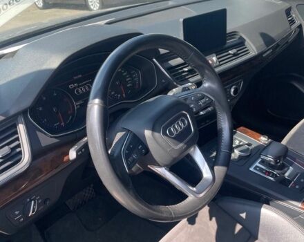 Ауди Ку 5 2017 в Одессе на Automoto.ua Серый Ауди Ку 5, объемом двигателя 2 л и пробегом 270 тыс. км за 26500 $, фото 3 на Automoto.ua