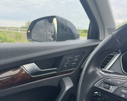 Серый Ауди Ку 5, объемом двигателя 1.98 л и пробегом 180 тыс. км за 24500 $, фото 14 на Automoto.ua