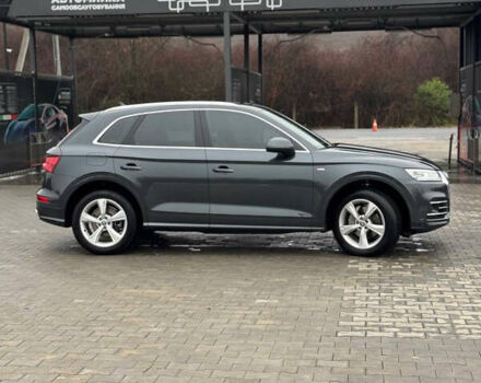 Серый Ауди Ку 5, объемом двигателя 1.97 л и пробегом 233 тыс. км за 29800 $, фото 5 на Automoto.ua