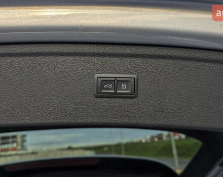 Серый Ауди Ку 5, объемом двигателя 1.98 л и пробегом 100 тыс. км за 23690 $, фото 74 на Automoto.ua