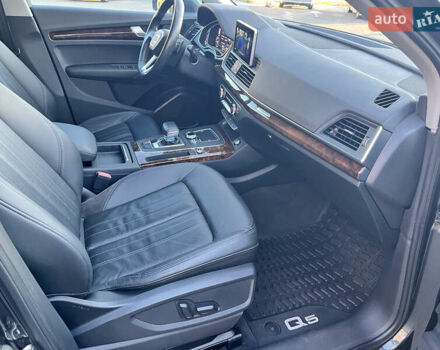 Ауді Ку 5 2017 у Києві на Automoto.ua Сірий Ауді Ку 5, об'ємом двигуна 1.98 л та пробігом 109 тис. км за 25000 $, фото 38 на Automoto.ua