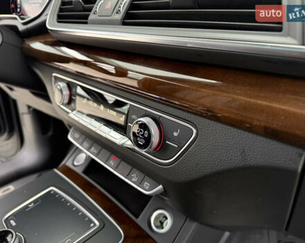 Сірий Ауді Ку 5, об'ємом двигуна 2 л та пробігом 123 тис. км за 26500 $, фото 28 на Automoto.ua