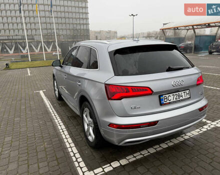 Серый Ауди Ку 5, объемом двигателя 1.98 л и пробегом 135 тыс. км за 25500 $, фото 6 на Automoto.ua