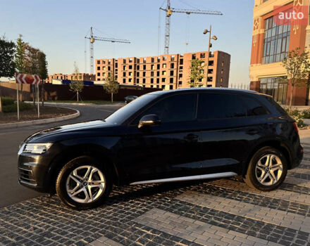 Сірий Ауді Ку 5, об'ємом двигуна 2 л та пробігом 160 тис. км за 21900 $, фото 10 на Automoto.ua