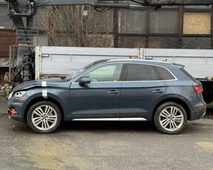 Сірий Ауді Ку 5, об'ємом двигуна 1.98 л та пробігом 79 тис. км за 18000 $, фото 2 на Automoto.ua