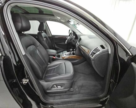Сірий Ауді Ку 5, об'ємом двигуна 2 л та пробігом 155 тис. км за 18000 $, фото 9 на Automoto.ua