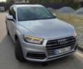 Серый Ауди Ку 5, объемом двигателя 2 л и пробегом 132 тыс. км за 28400 $, фото 1 на Automoto.ua