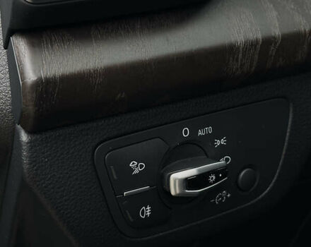 Сірий Ауді Ку 5, об'ємом двигуна 1.98 л та пробігом 124 тис. км за 24000 $, фото 13 на Automoto.ua