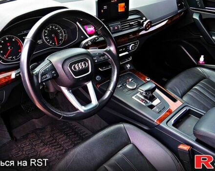 Сірий Ауді Ку 5, об'ємом двигуна 2 л та пробігом 204 тис. км за 20400 $, фото 13 на Automoto.ua